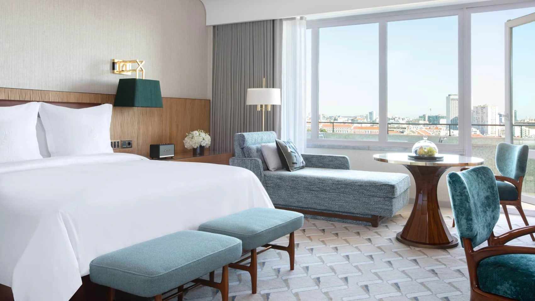 Ritz Four Seasons